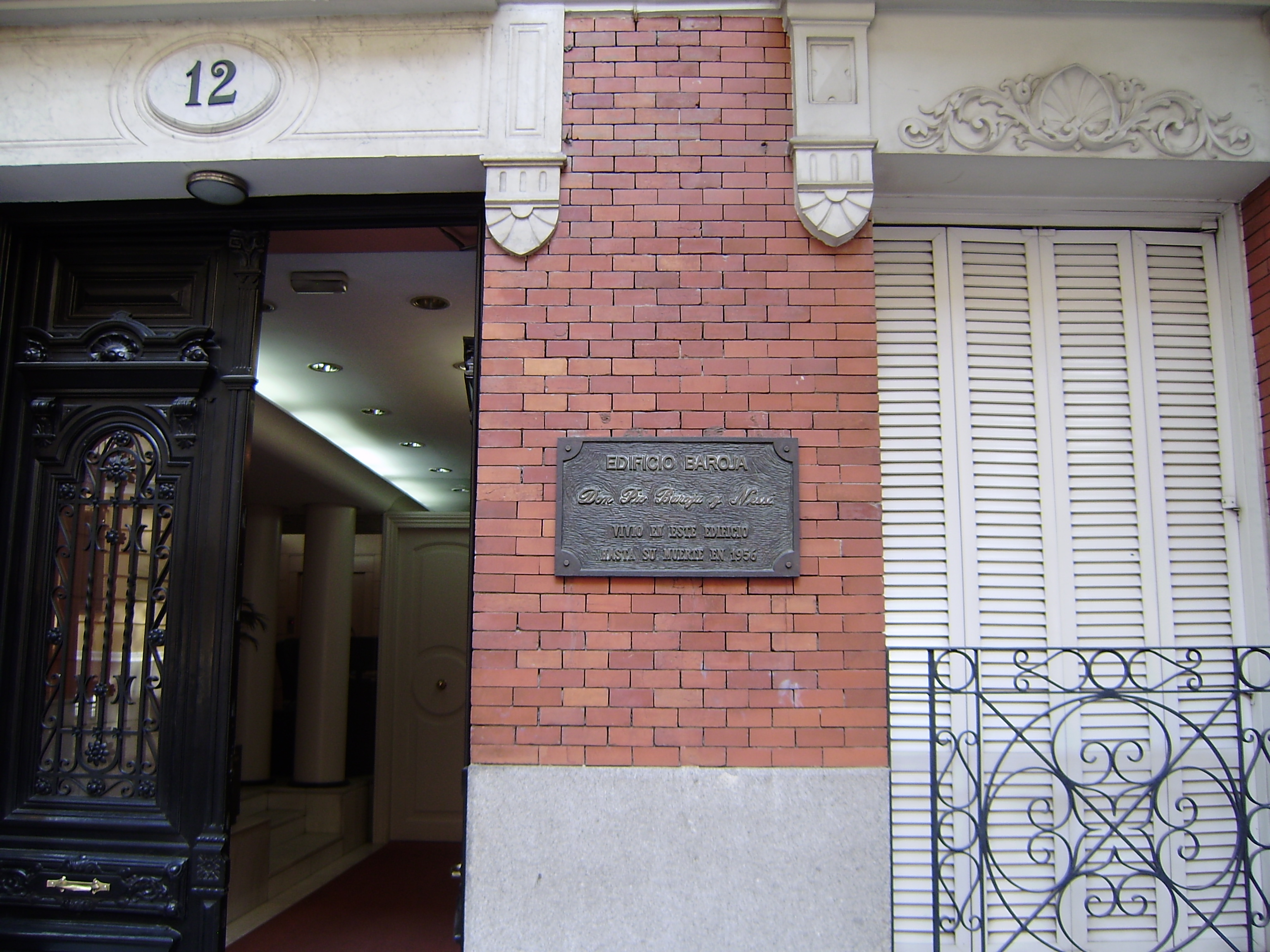Ruiz de Alarcón 12.-casa de Pío Baroja. hasta 1956.-17-8-2009